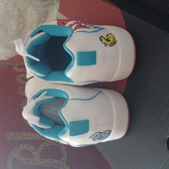 Airways Debz-J White LIL Monst - Picture 5 of 7